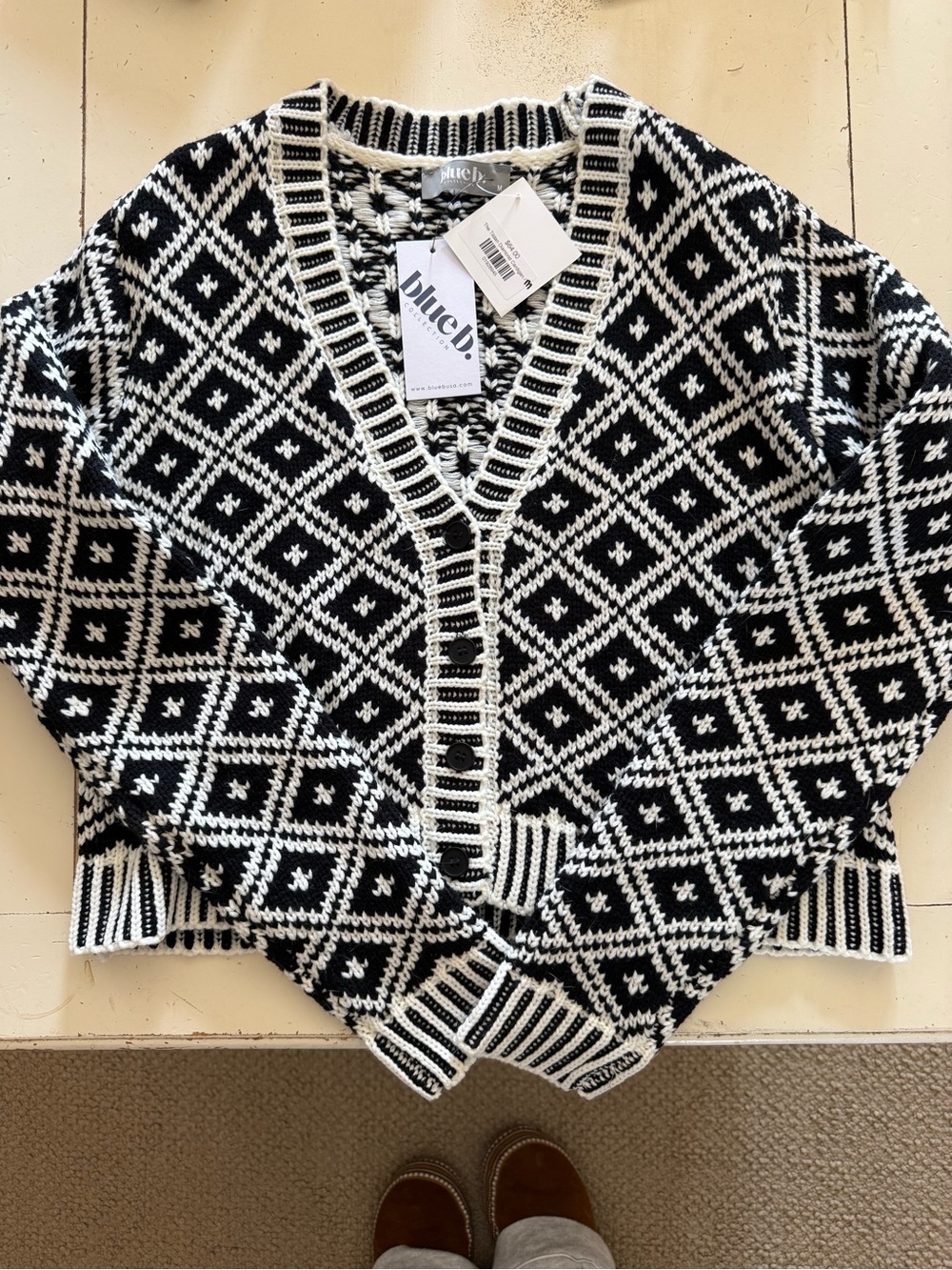 Black & White Diamond Knit Cardigan by blucb.